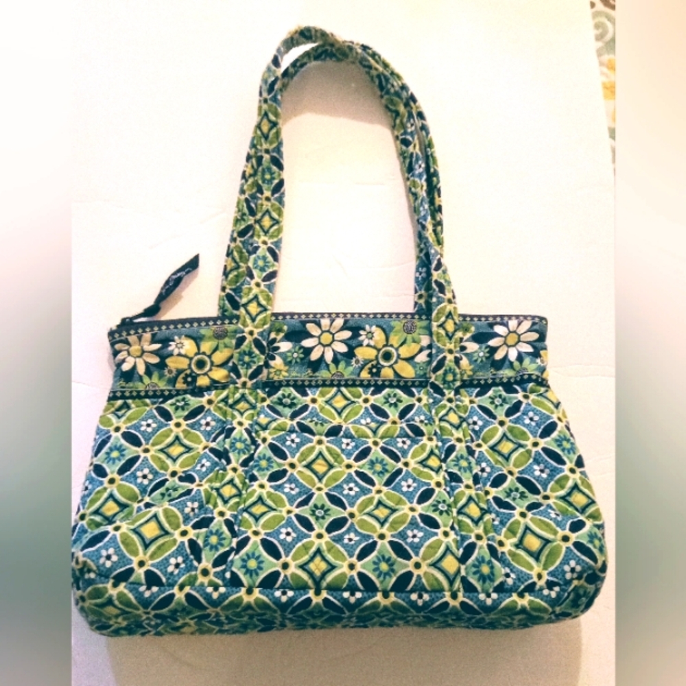 Vera Bradley Retired Pattern Spring 2008 Daisy Daisy Betsey Style Tote Bag .